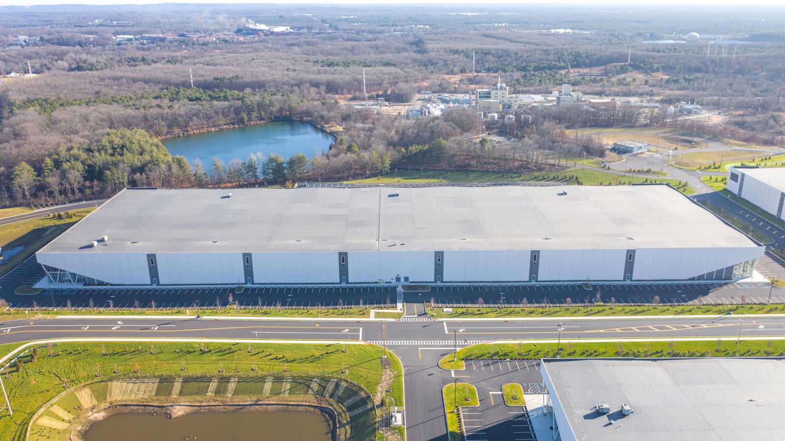 Deftfulfillment warehouse campus from above